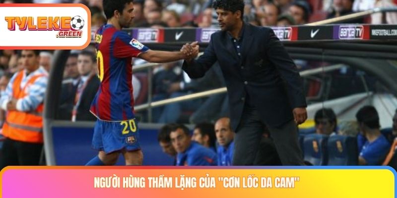 Frank Rijkaard Là Ai? Sự Nghiệp Cầu Thủ & Huấn Luyện Viên Frank Rijkaard trong màu áo đội tuyển Hà Lan